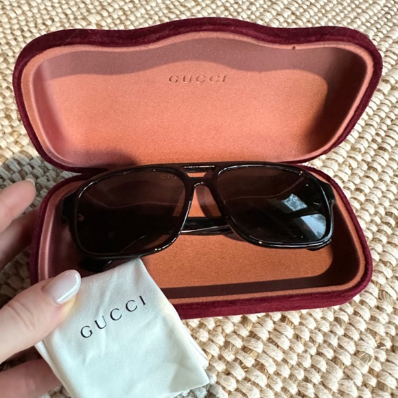 Gucci Aviator Frame Sunglasses - Picture 2 of 5